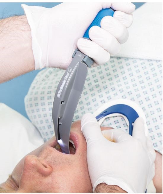 Flexicare BriteBlade Pro Blades - BriteBlade Pro Disposable Laryngoscope Blade, Macintosh, Fiber Optic Handle, Blade Size 2 - 040-712U