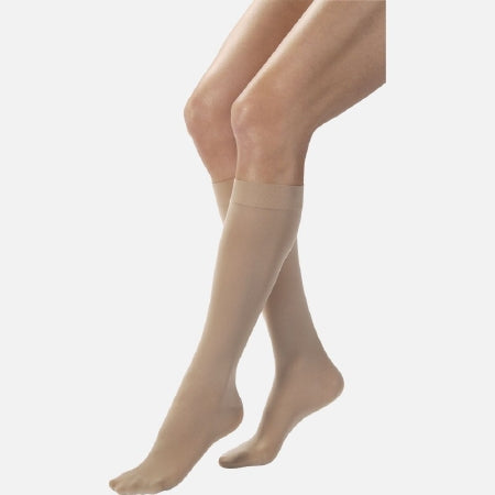 BSN Medical Jobst Knee-High Closed-Toe Compression Stockings - Knee High Compression Stocking, Closed Toe, Size M, Beige, 30 - 40 mmHg - 115283