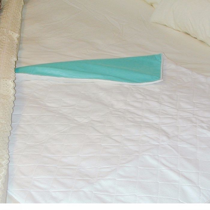 Briggs 4-Ply Quilted Reusable Bed Under Pad
