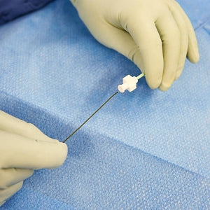 Medline 0.035" Diameter Diagnostic Guidewires - 0.035" dia. Stainless Steel Guidewire with Straightenable 3 mm J Tip, PTFE Coating, Fixed Core and Standard Taper, 260 cm L - DYNJGWIRE20