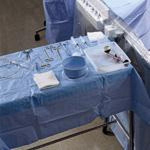 Halyard Health Two-Tier Back Table Covers - Sterile 2-Tier Padded Table Cover, 60" - 37498