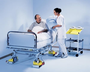 Seca Digital In-Bed Scales - Digital Bed and Dialysis Scale with Equipment Trolley, Weight Capacity of 1, 100 lb. (500 kg) - 984