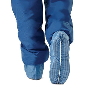 Medline Premium Non-Skid Multi-Layer Shoe Covers - Multilayer Shoe Covers with Nonskid Stripes, Blue, Size Regular / Large - NON29858H