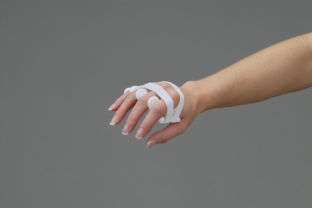 DeRoyal Soft-Core Ulnar Deviation Splints - SPLINT, ULNAR DEVIATION, SOFT CORE, RT, LRG - 202DR