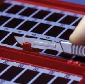 DeRoyal Deblade Needle Counters - Deblade Needle Counter, Foam Block / Magnetic, 20 Count - 25-1401Y
