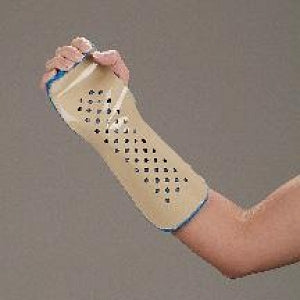 DeRoyal Long Metacarpal Splints - Long Metacarpal Forearm Splint with Foam, Adult, Right - 9148-03