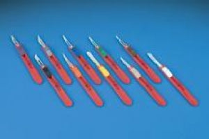 DeRoyal Disposable Safety Scalpels - Safety Scalpel with Green Slider, Disposable, Sterile, #15 - D4515