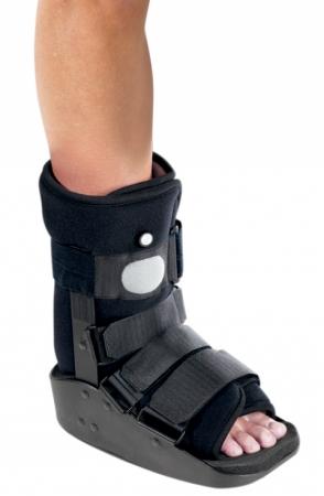 DJO Global MaxTrax Air Ankle - MaxTrax Air Ankle Walker Brace, Size XS - 11-1380-1