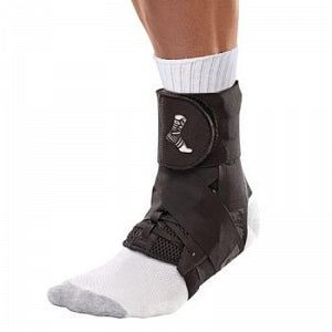 Mueller Sports Medicine The One Ankle Brace - Mueller Ankle Brace, Black, Size XS - 081622729
