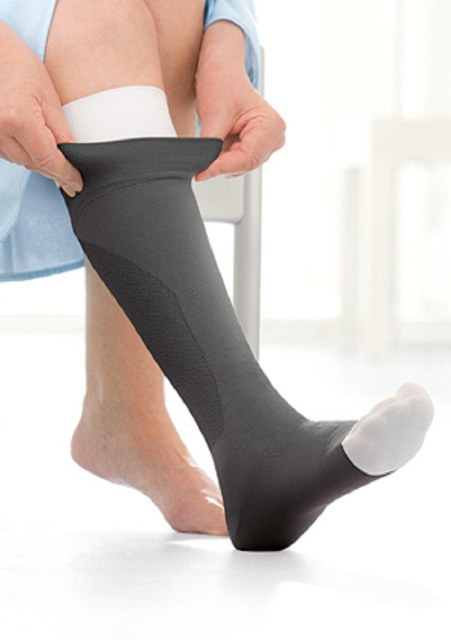 BSN Medical Activewear Compression Socks - Activewear Compression Socks, Knee Length, 15-20 mmHg, Black - 114508